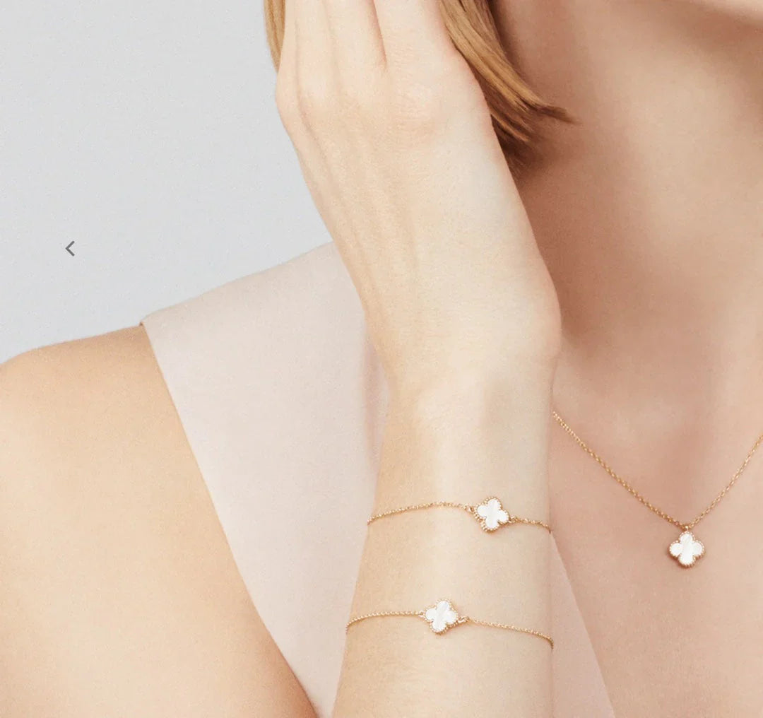 CLOVER | BIAŁY NASZYJNIK